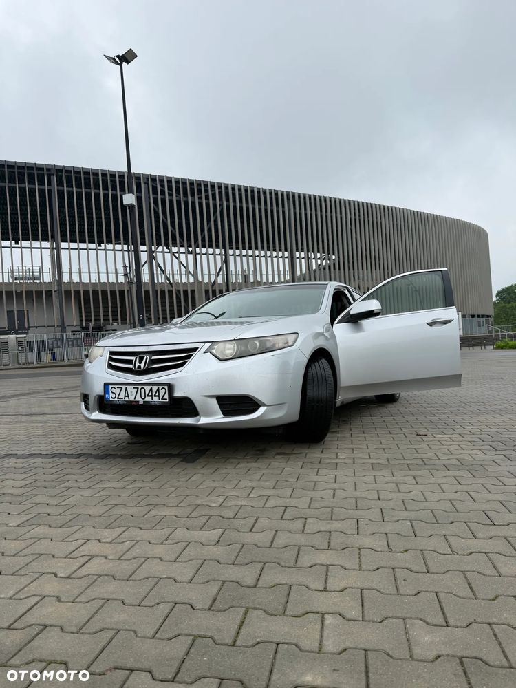 Honda Accord 2.0 Elegance - 26
