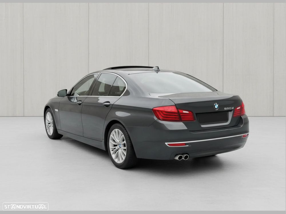 BMW 520 d Line Luxury Auto - 3