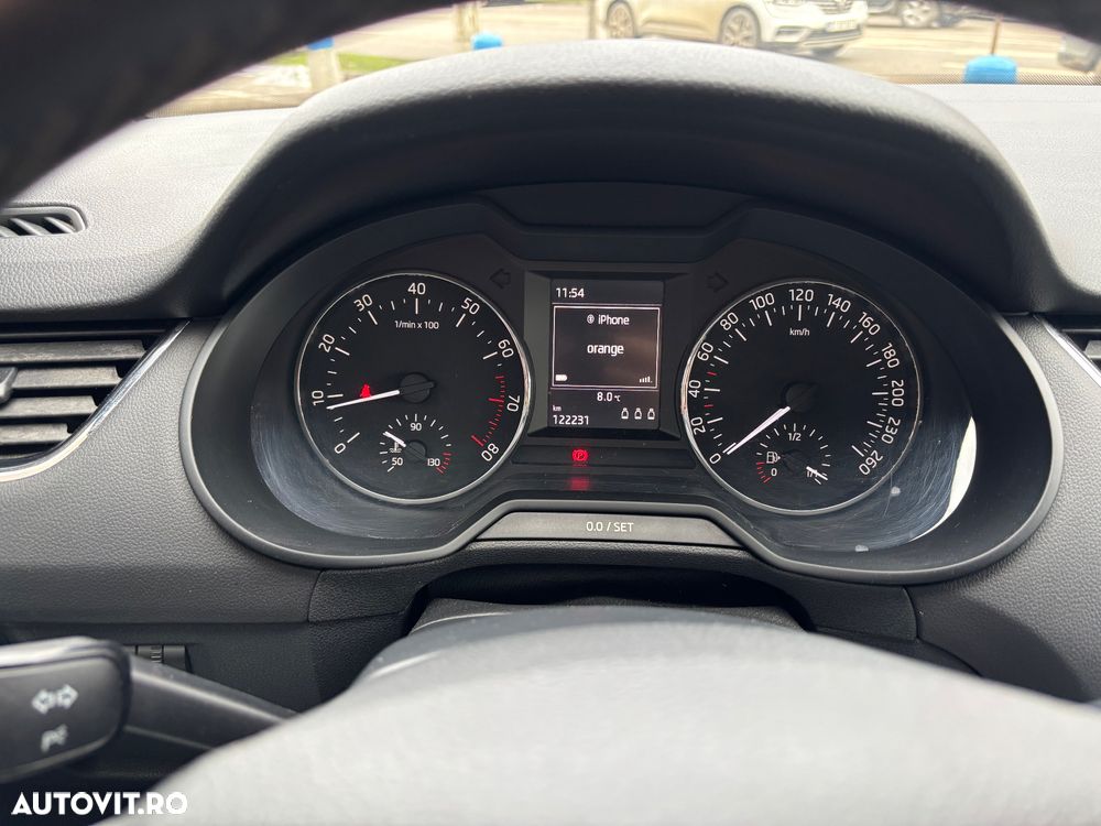 Skoda Octavia 1.2 TSI Ambition - 11
