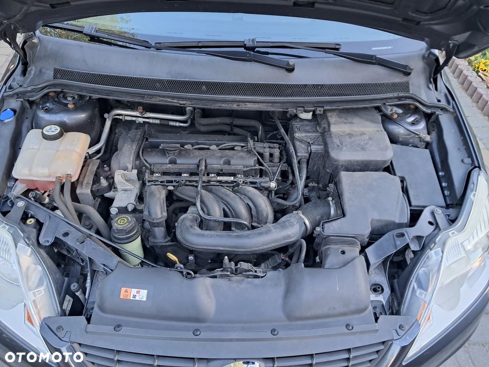 Ford Focus 1.6 16V Ambiente - 4