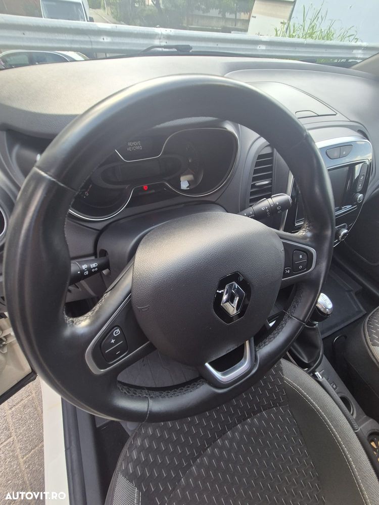 Renault Captur - 12