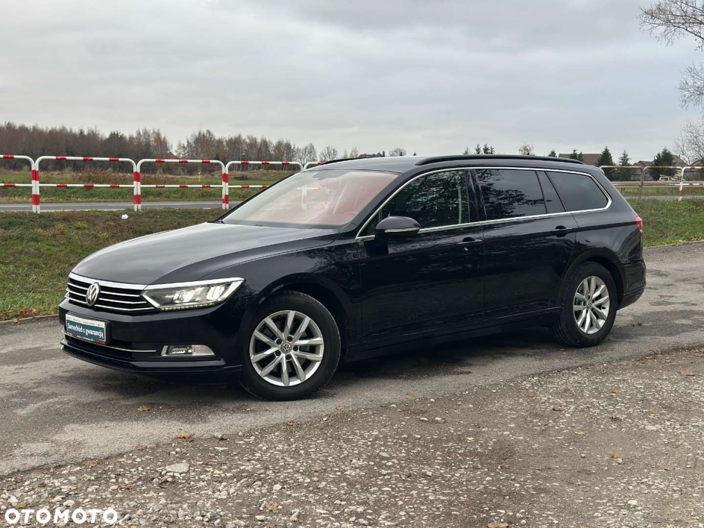 Volkswagen Passat 2.0 TDI SCR Comfortline - 3
