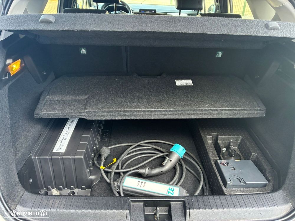 Renault Captur - 28