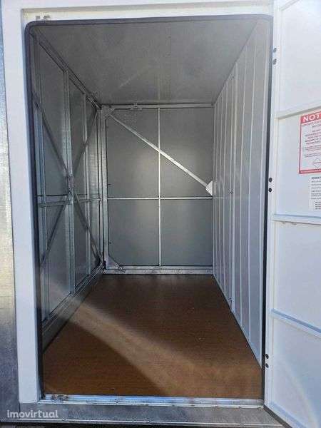 Self Storage Maia, Porto / Armazenamento – 3.5m² - Grande imagem: 3/4