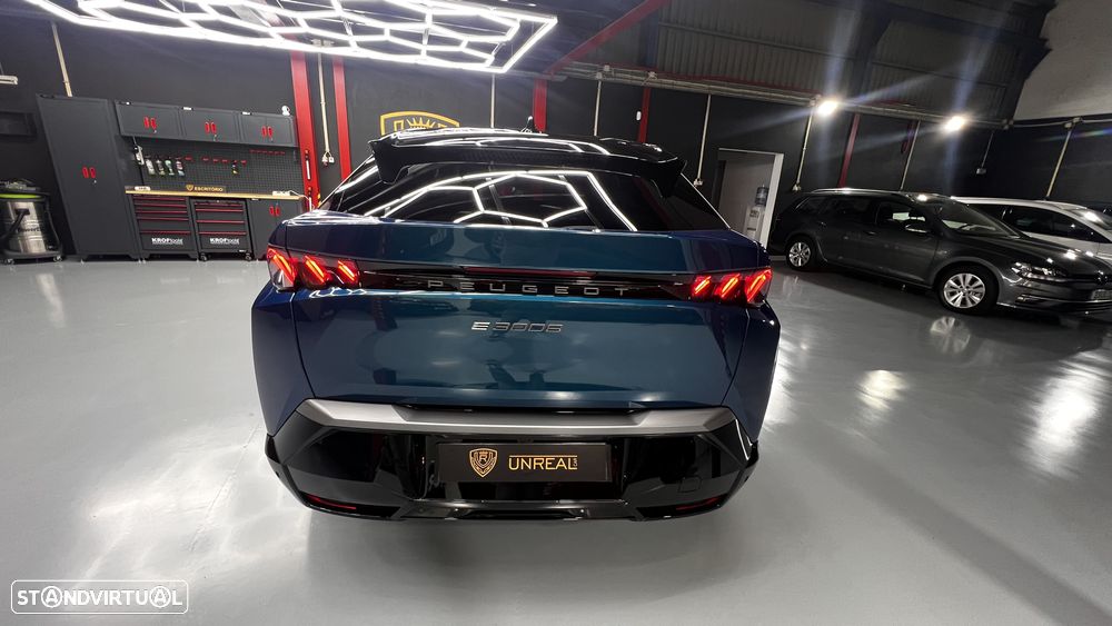 Peugeot E-3008 73 kWh GT - 21