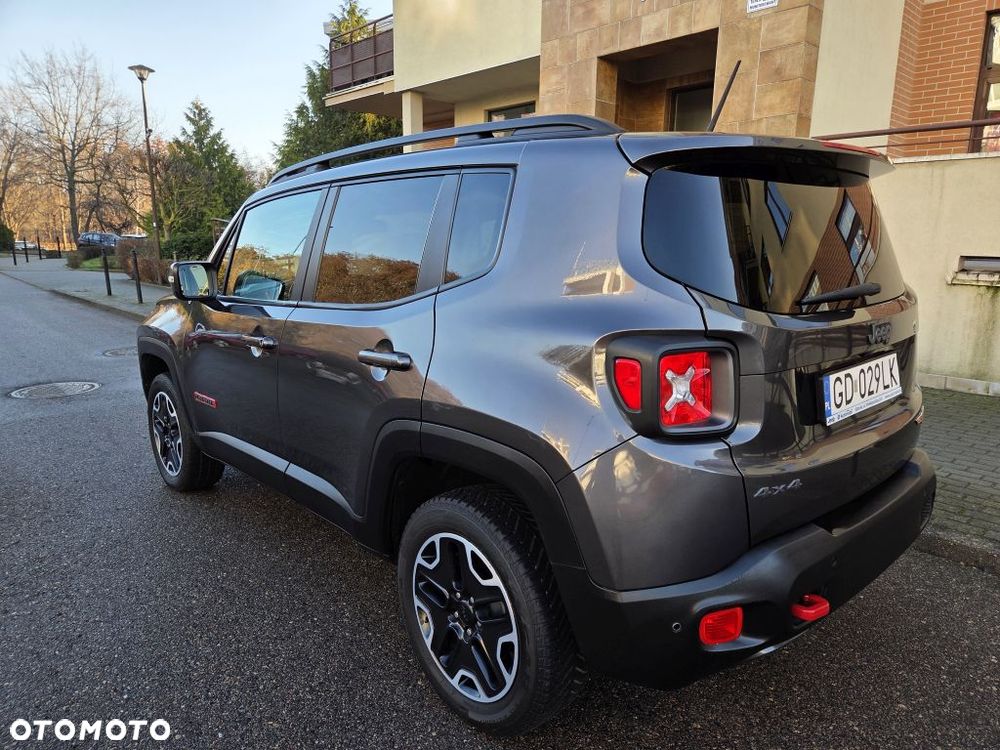 Jeep Renegade 2.0 MultiJet Trailhawk 4WD S&S - 23