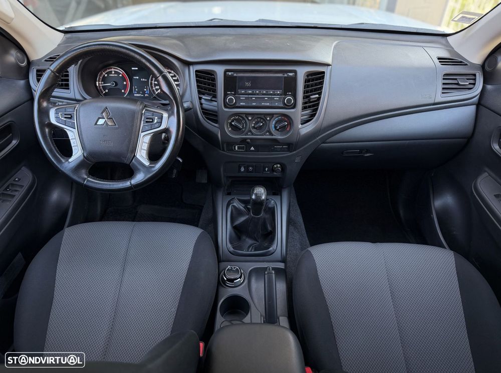 Mitsubishi L200 2.3 DI-D Space Cab Invite 4WD - 8