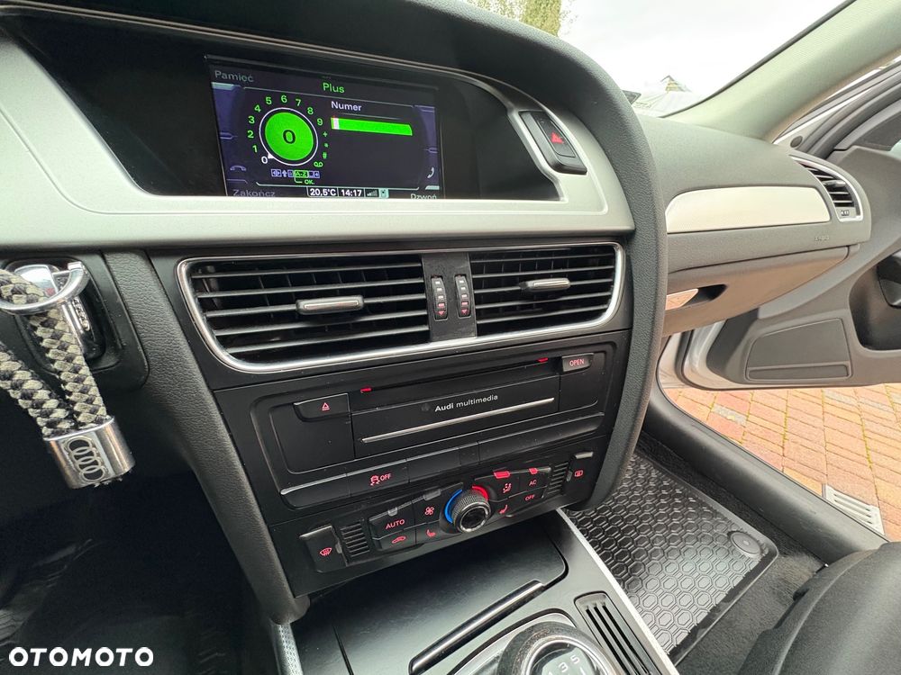 Audi A4 Avant - 23