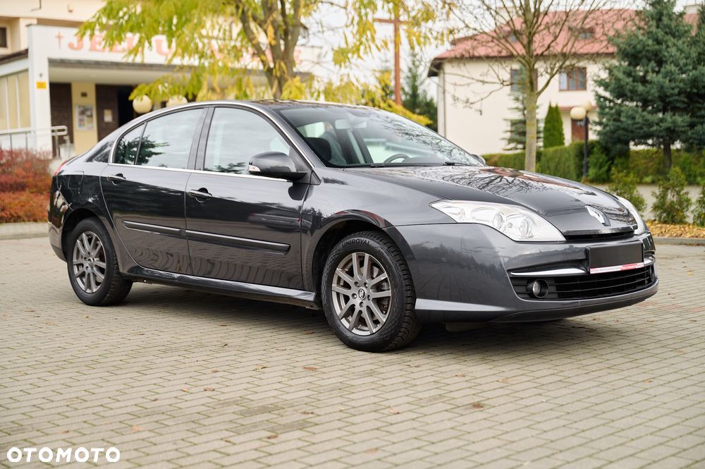 Renault Laguna ENERGY dCi 130 FAP Start & Stop Paris - 16