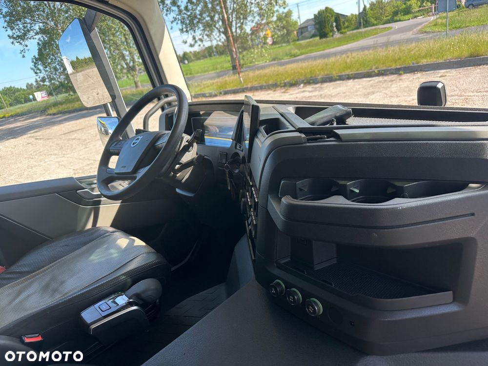 Volvo FM 500  8X2. PODWOZIE POD ZABUUDOWE  ASENIZACYJNY LAWETA - 18