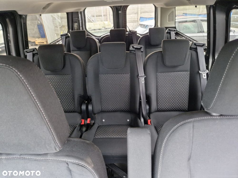 Ford Transit Custom 300 L2H1 Ambiente (bryg.) - 17