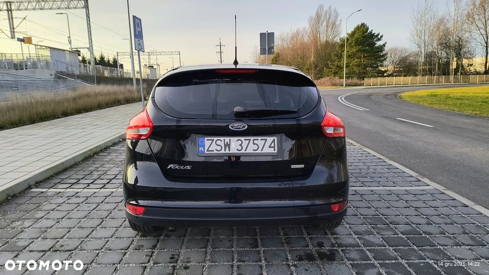Ford Focus 1.0 EcoBoost Trend - 6