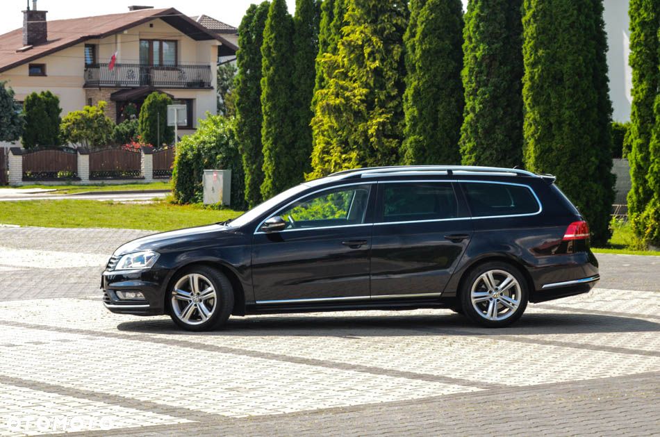 Volkswagen Passat Variant 2.0 TDI DSG BlueMotion Technology R-Line - 13