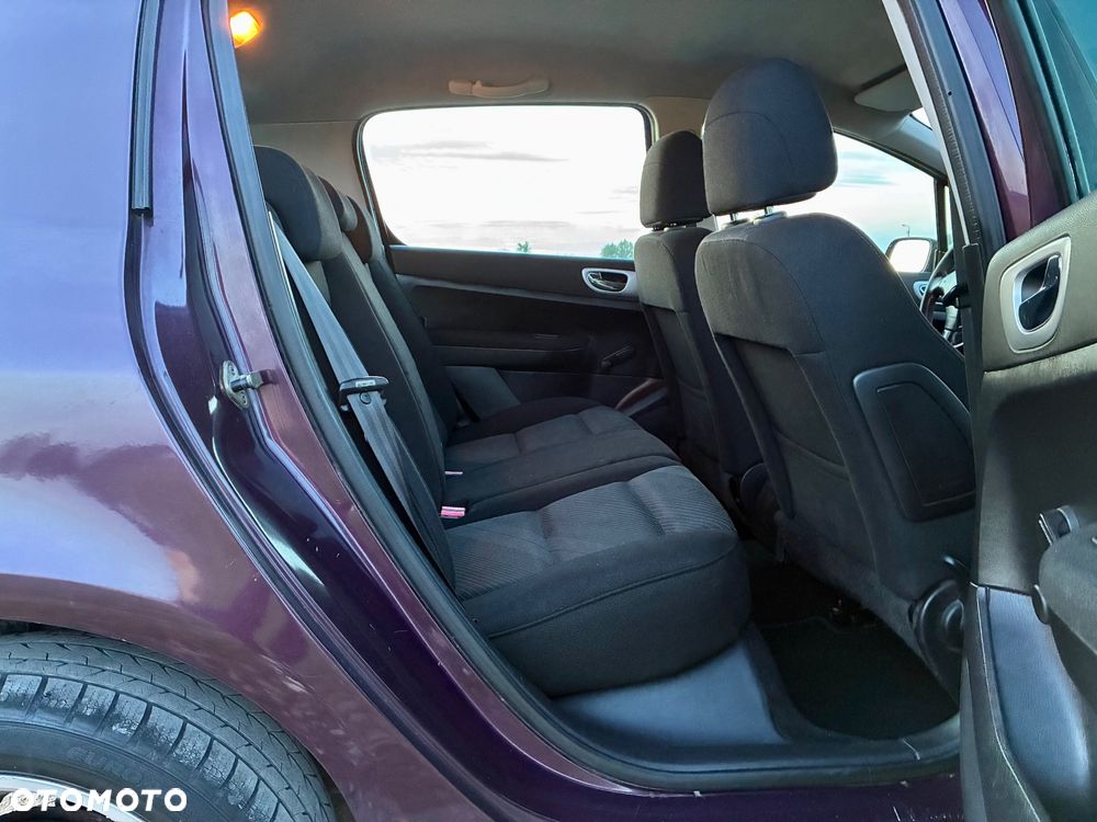 Peugeot 307 2.0 XT - 9