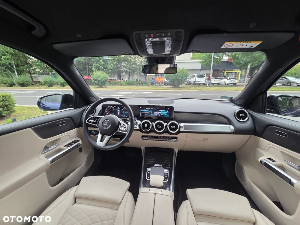 Mercedes-Benz GLB 250 4-Matic 8G-DCT - 10