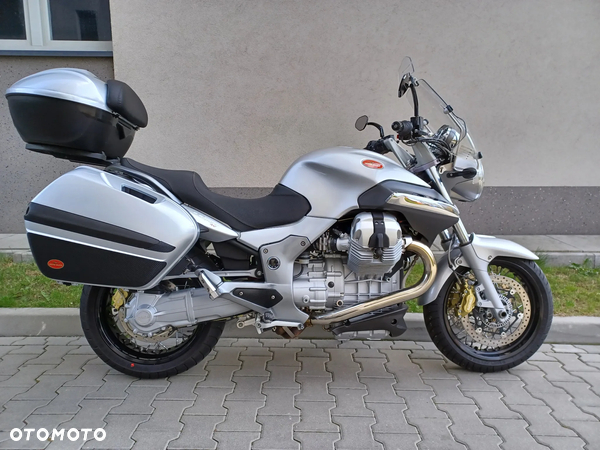Moto Guzzi Breva