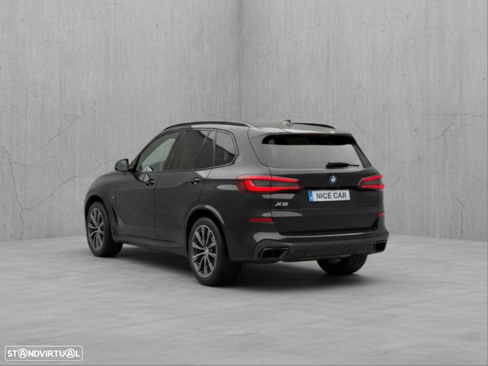 BMW X5 45 e xDrive Pack M - 11