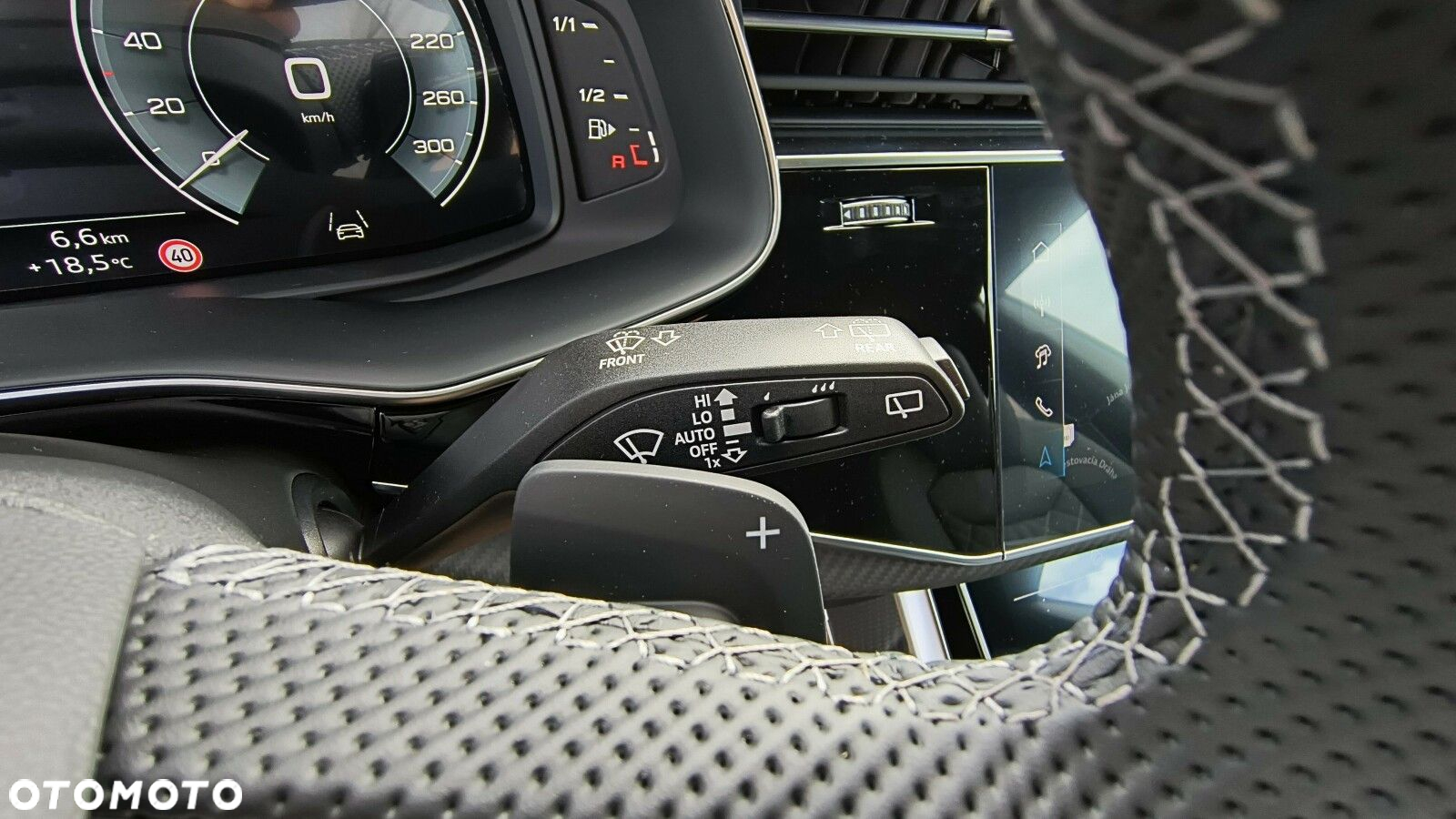 Audi Q8 - 30