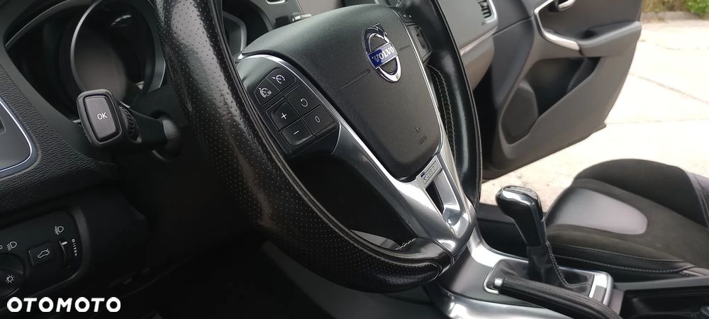 Volvo V40 D2 RDesign - 18