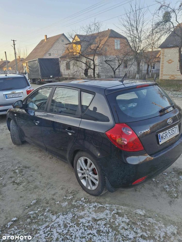 Kia Ceed 1.6 CRDi LX - 3
