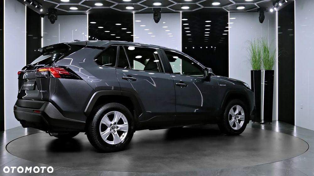 Toyota RAV4 - 9