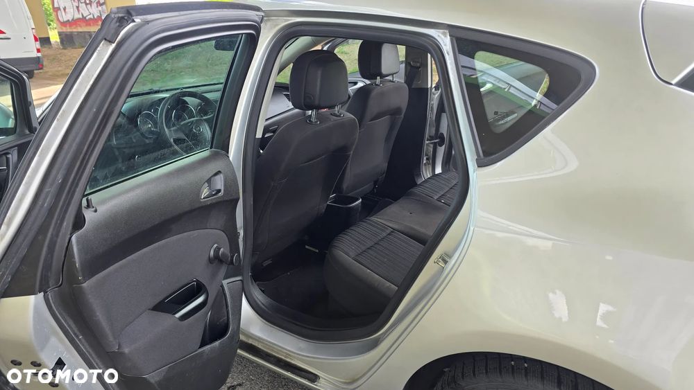 Opel Astra 1.6 Selection - 26