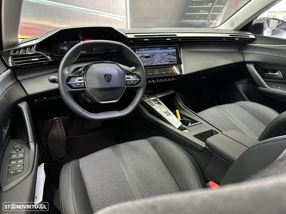 Peugeot e-308 54 kWh Allure - 14