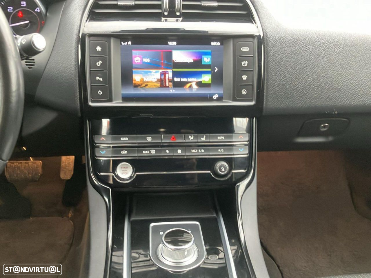 Jaguar XE 2.0 D Pure Aut. - 10