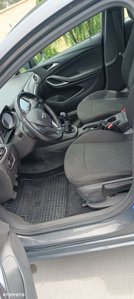 Opel Astra - 11