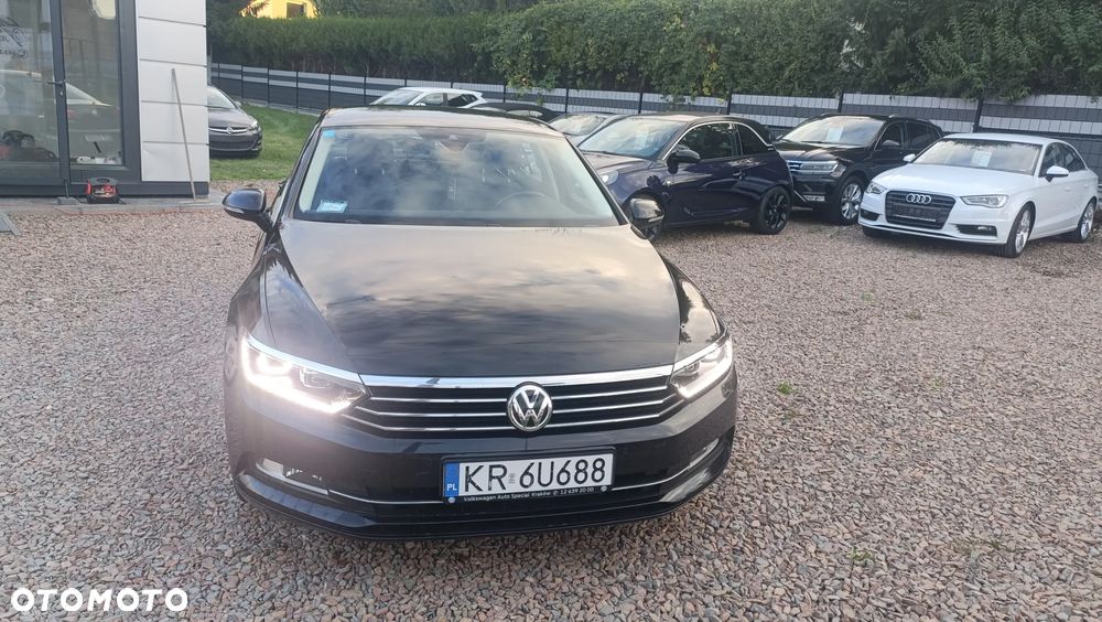 Volkswagen Passat - 3
