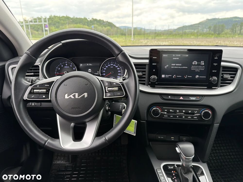 Kia Ceed 1.5 T-GDI M DCT - 14