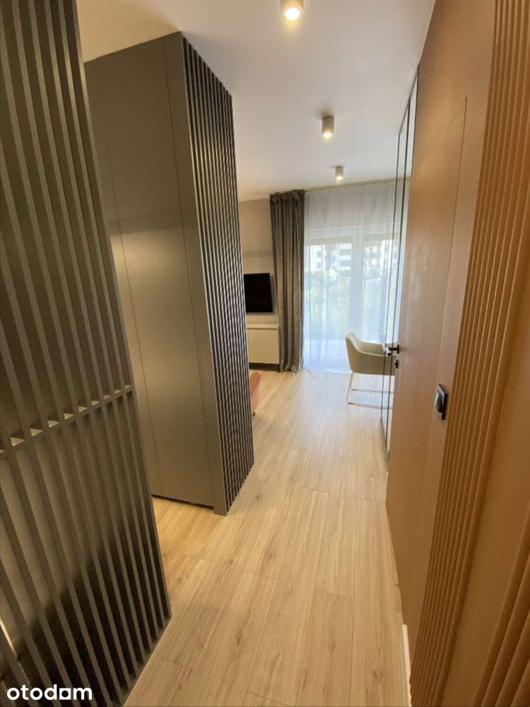 Prestiżowy Apartament z sypialnią!Manufakura,Ogród