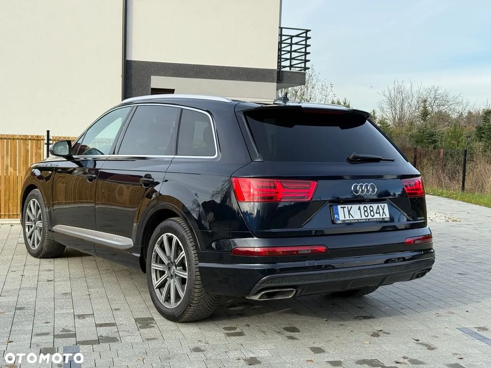 Audi Q7 - 3