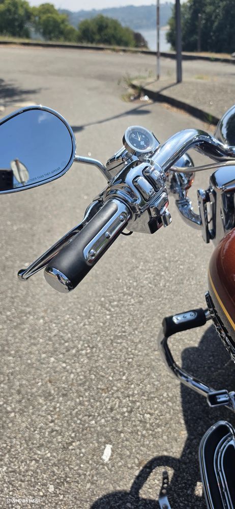 Harley-Davidson FLHR - 8