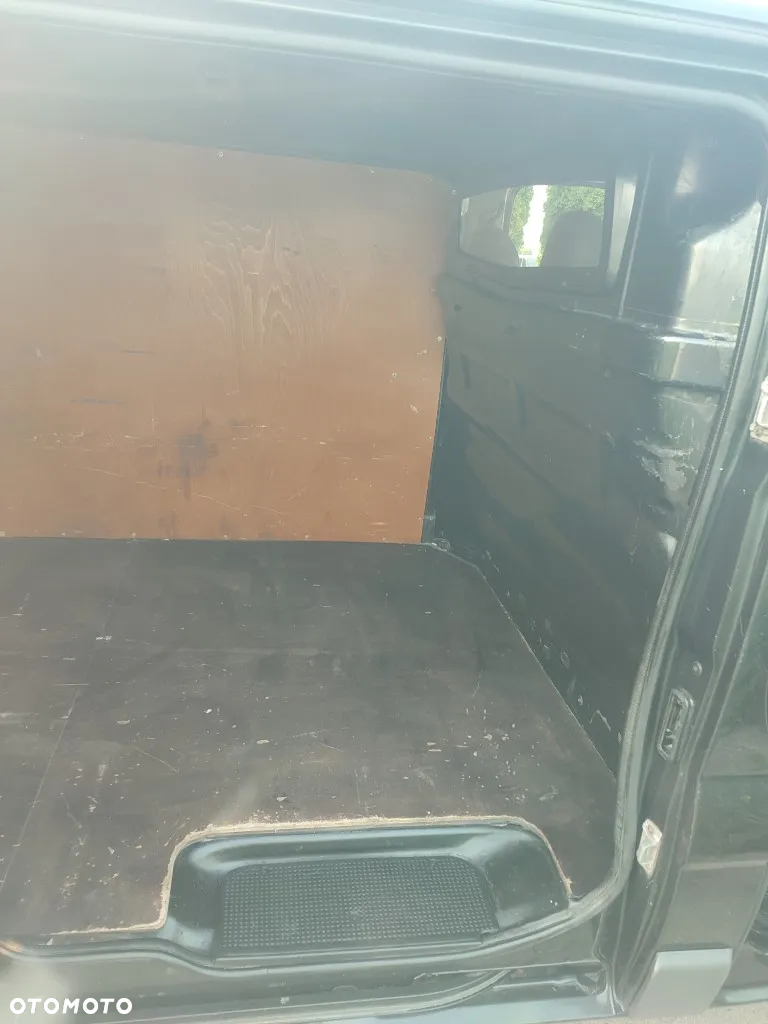 Renault Trafic - 20