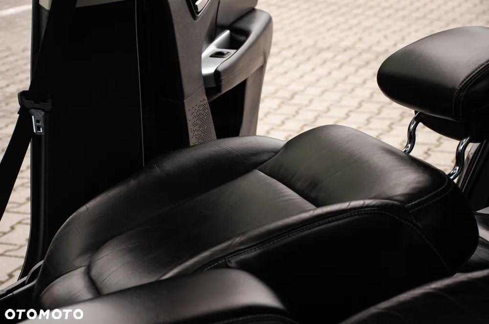 Fiat Freemont 2.0 Multijet 16V DPF Automatik Allrad Black Code - 32