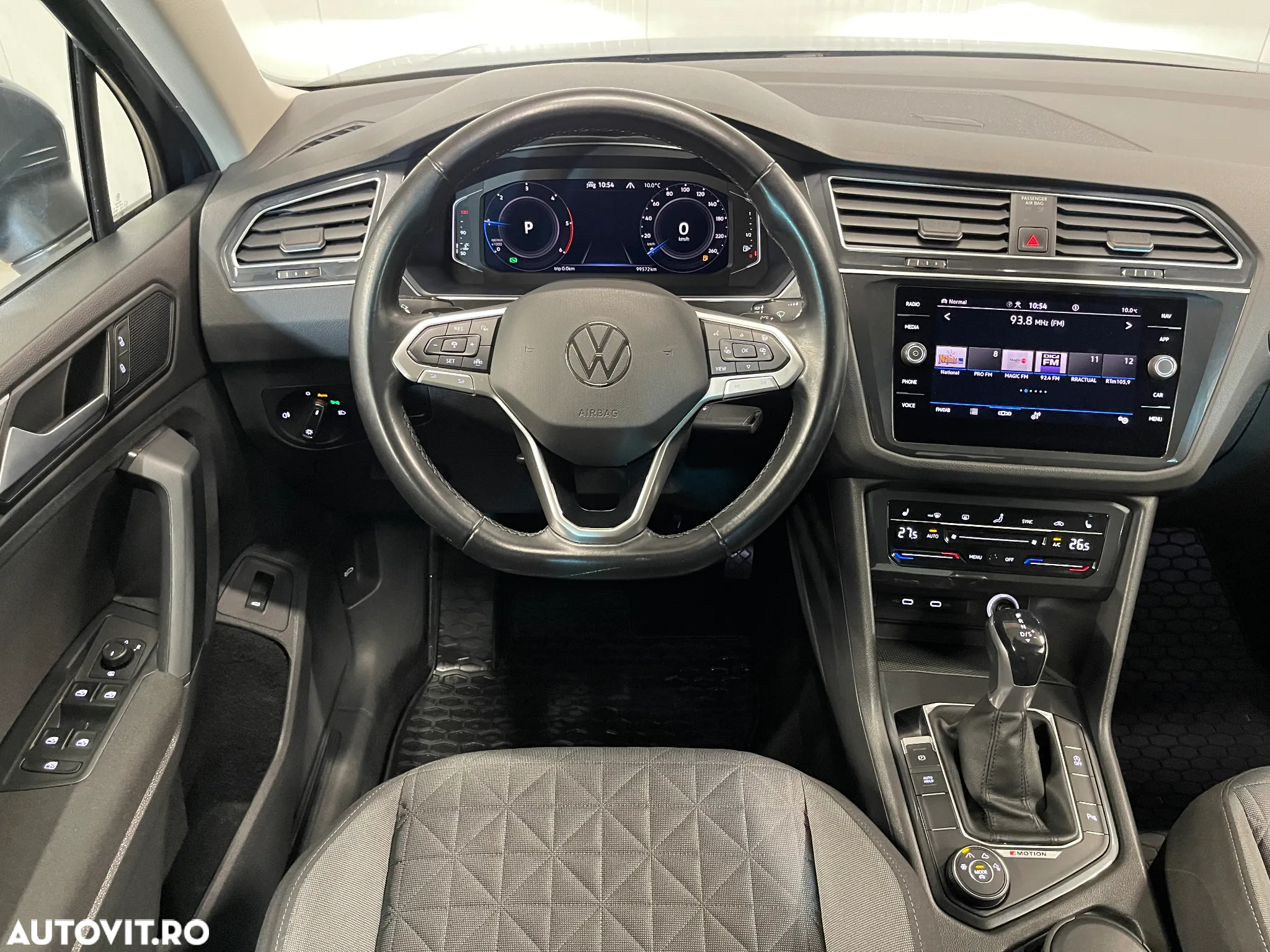 Volkswagen Tiguan 2.0 TDI 4Mot DSG Comfortline - 6