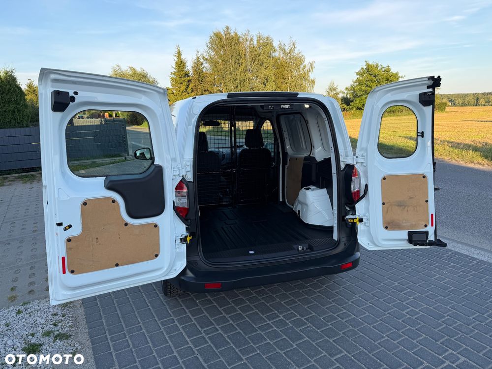 Ford Transit Courier - 7