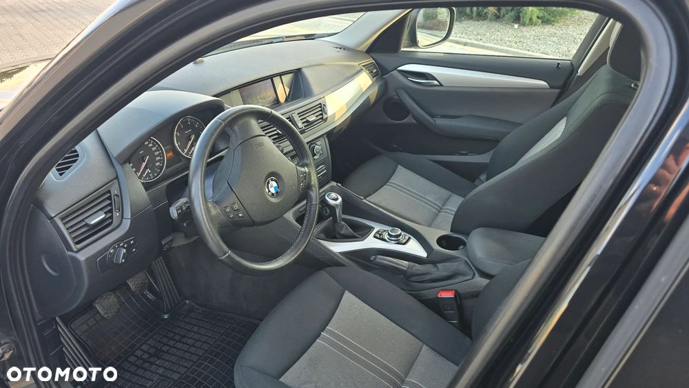 BMW X1 sDrive18i xLine - 15