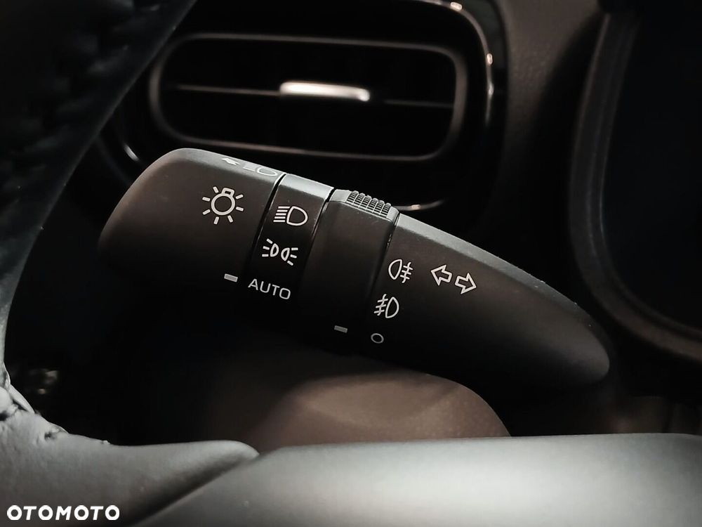 Toyota Yaris Hybrid 1.5 Executive - 17