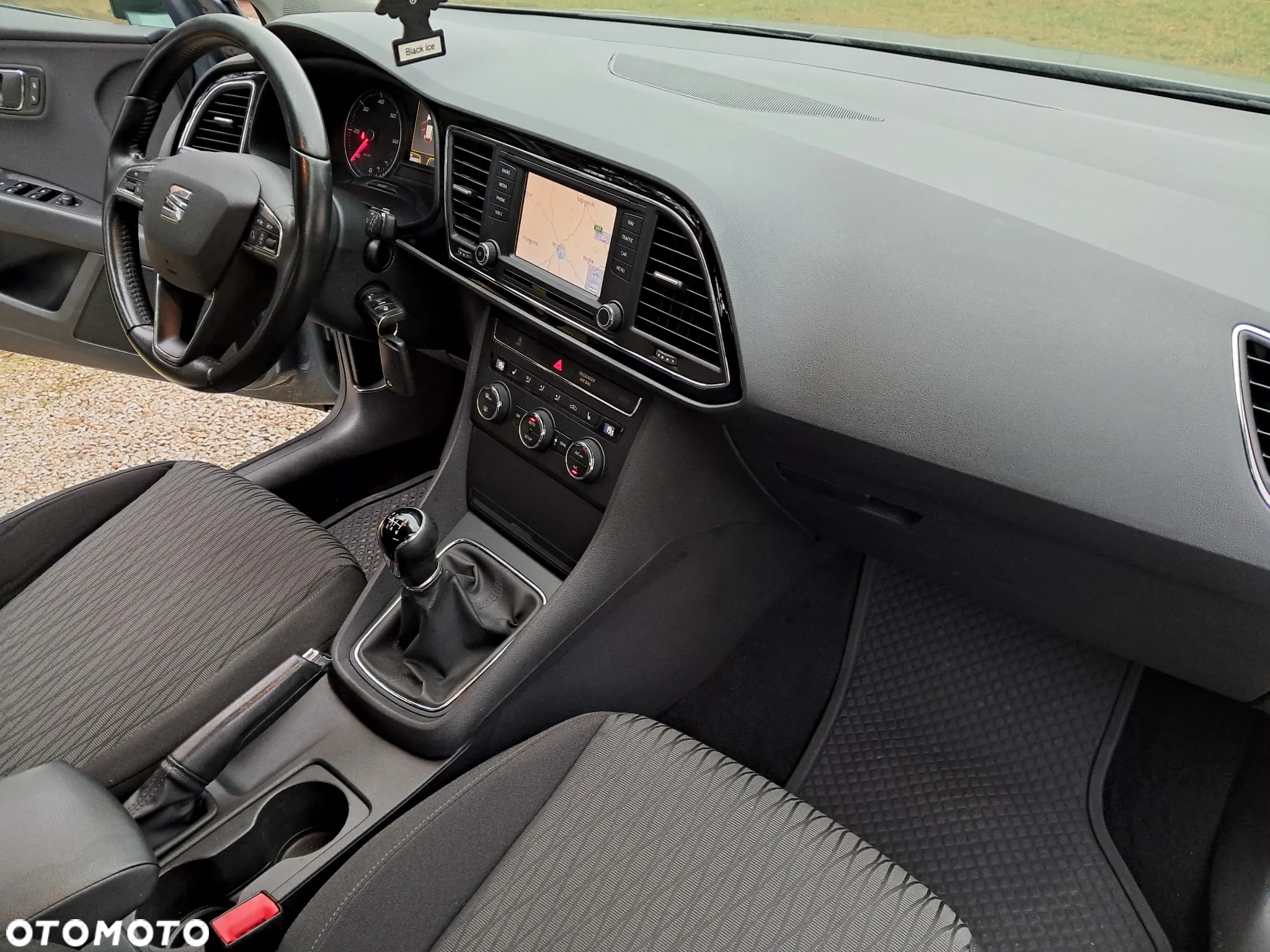 Seat Leon 2.0 TDI DPF Style - 17