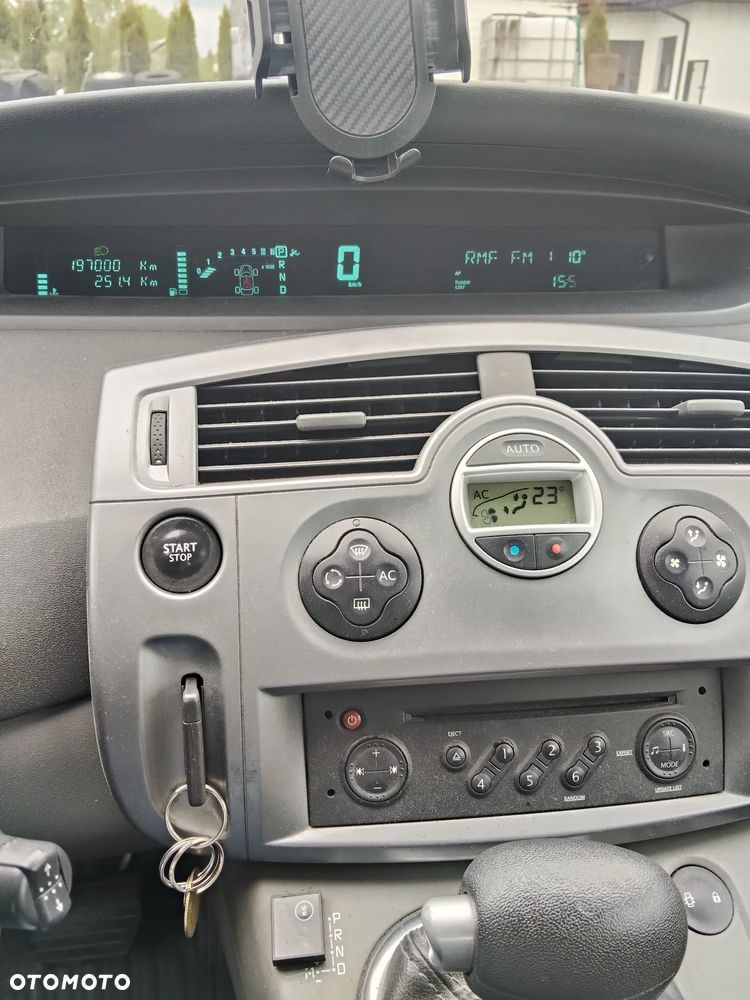Renault Scenic - 13