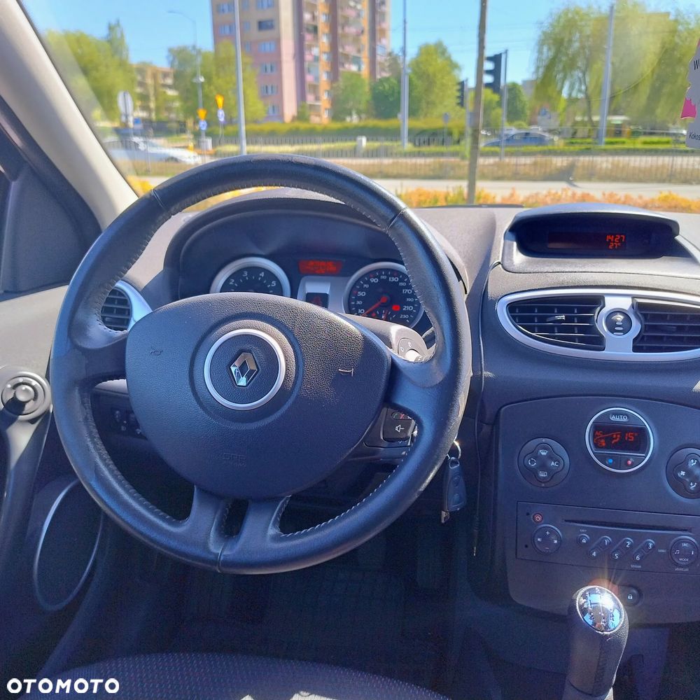 Renault Clio - 13