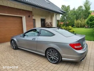 Mercedes-Benz Klasa C 63 AMG Coupe AMG SPEEDSHIFT MCT - 8