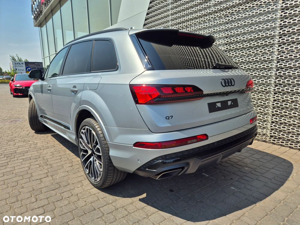 Audi Q7 TFSI e PHEV 360 kW Quattro S Line Tiptr - 6