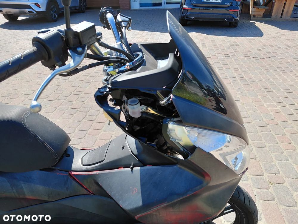 Honda PCX - 8