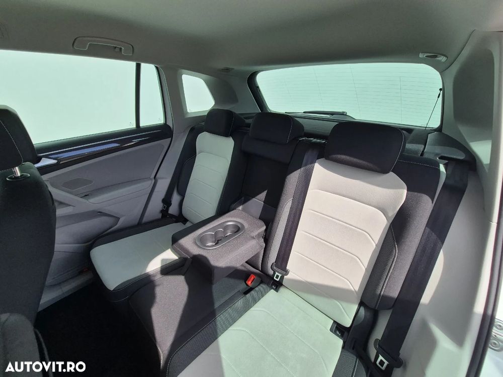 Volkswagen Tiguan 2.0 TDI SCR 4MOTION DSG Elegance - 11