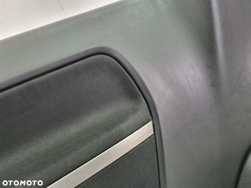 VW T5 T6 MULTIVAN tapicerka boczek prawy tył - 5