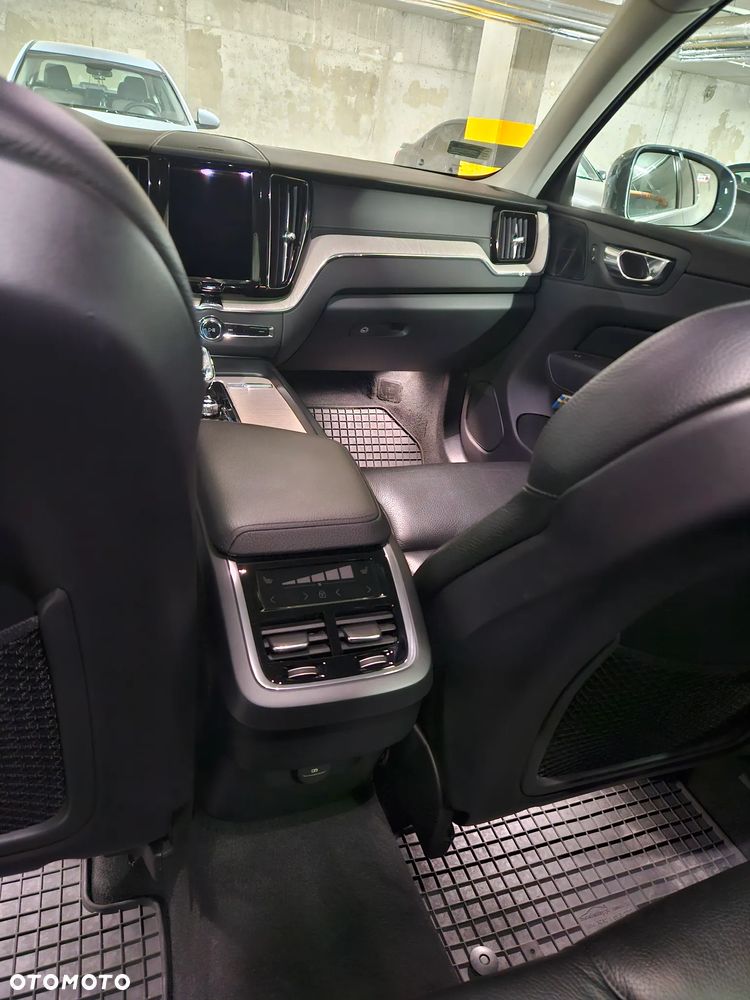 Volvo XC 60 - 17