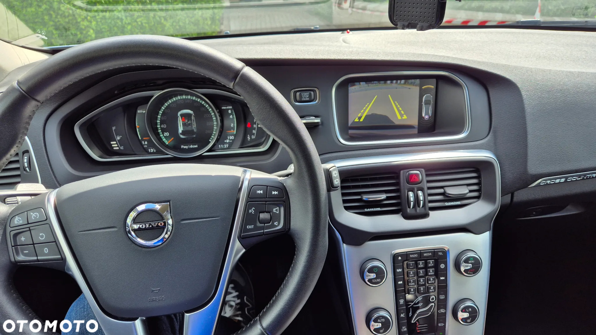 Volvo V40 Cross Country T3 Drive-E Summum - 10